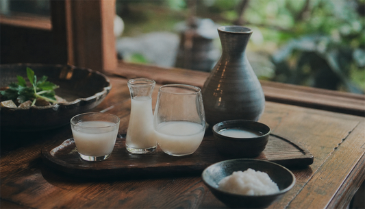 にごり酒とは｜おりがらみ・活性にごりとの違いと飲み方を蔵元が解説